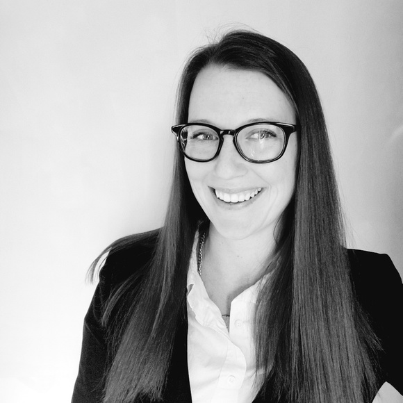 Meet your Posher, Abbey - Picture 1 of 1